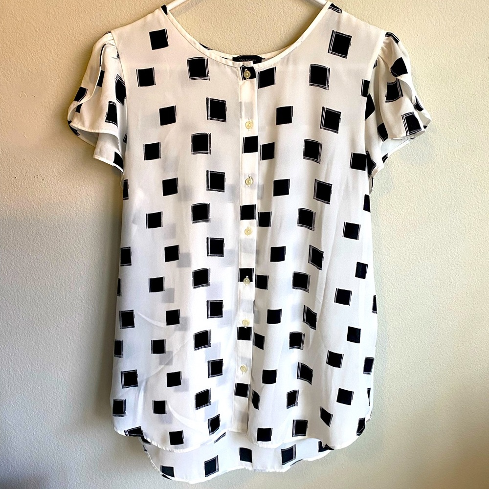 Ann Taylor white & black blouse